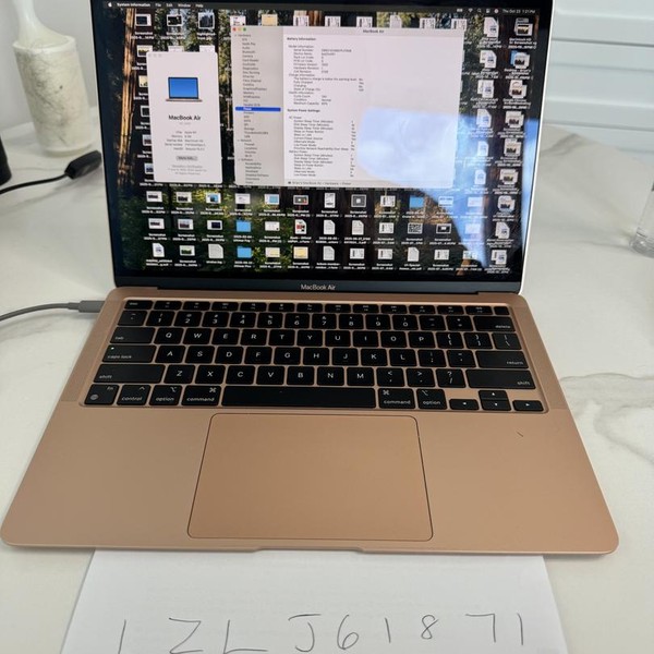 MacBook Air 2020 - 13 inch - 256 GB, Gold, 8 GB, Apple M1