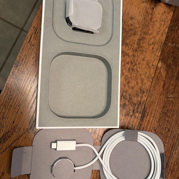 Apple Watch Ultra 2 49mm - Unlocked, Black, A2986