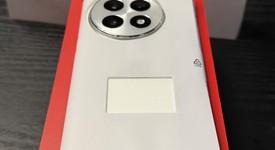 Mint
													OnePlus 13 - Unlocked, Arctic Dawn, 512 GB, 16 GB, photo 5 of 14