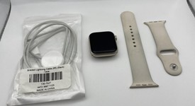 Mint
													Apple Watch SE 2nd Gen 44mm - Unlocked, Silver, A2727 - Cellular, Aluminum, photo 1 of 13