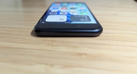 Good
													Apple iPhone SE 3rd Gen 2022 - T-Mobile, Midnight, 64 GB, A2595, photo 5 of 13