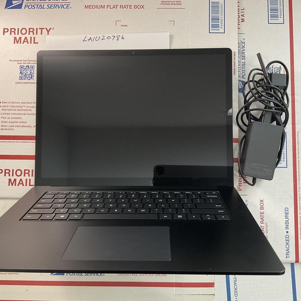 Microsoft Surface Laptop 4 - 512 GB, Black, 16 GB, Intel Core i7, 15 inch