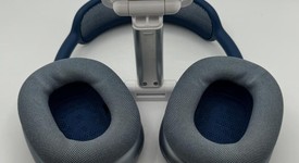 Used
													Apple AirPods Max - Sky Blue, photo 1 of 3