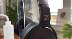 Used
													Sennheiser HD 450BT - Black, photo 4 of 6
