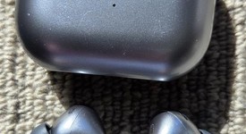 Used
													Samsung Galaxy Buds3 Pro - Silver, photo 2 of 4