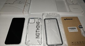 Mint
													Nothing Phone (2) - Unlocked, White, 256 GB, 12 GB, photo 2 of 16