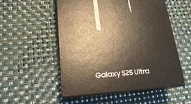 New
													Samsung Galaxy S25 Ultra - Unlocked, Black, 256 GB, 12 GB, SM-S938U1, photo 1 of 5