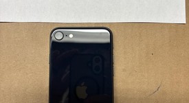 Good
													Apple iPhone SE 3rd Gen 2022 - Unlocked, Midnight, 64 GB, A2595, photo 4 of 5