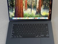 MacBook Air 2025 (M4) - 15"