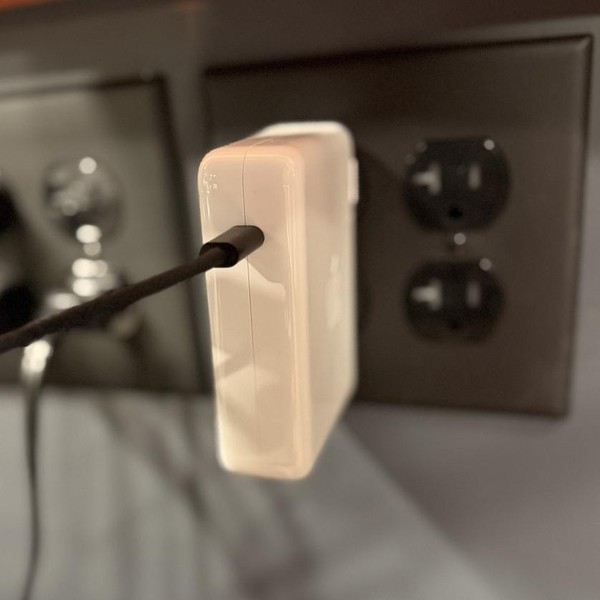 MacBook Pro Late 2023 (M3) - 16 inch - 1 TB, Black, 36 GB, Apple M3 Max 14-core, 30-core GPU