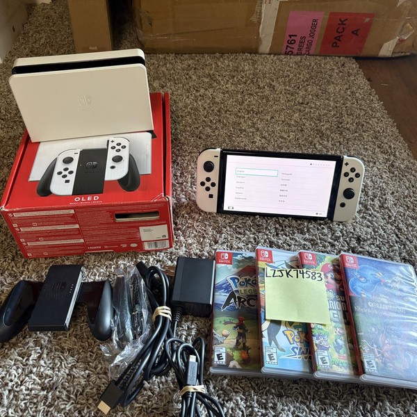 Nintendo Switch - OLED - 64 GB, White