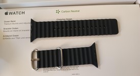 Mint
													Apple Watch Ultra 2 49mm - Unlocked Non-US, Black, A2987, photo 4 of 7
