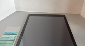 Good
													Apple iPad 9th Gen - Unlocked, Gray, 64 GB, A2603, photo 3 of 6