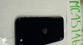 Mint
													Apple iPhone SE 3rd Gen 2022 - Unlocked, Midnight, 64 GB, A2595, photo 3 of 7