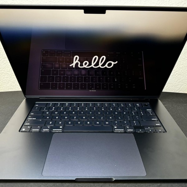 MacBook Air 2023 (M2) - 15 inch - 1 TB, Midnight, 8 GB, Apple M2