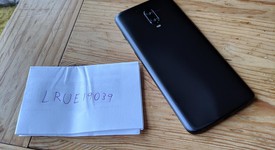 Mint
													OnePlus 6T - Unlocked, Black, 256 GB, 8 GB, A6013, photo 4 of 6