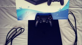 Mint
													PlayStation 4 Slim - Black, 1 TB, photo 2 of 12