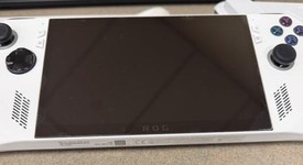 Mint
													Asus ROG Ally 7" - Z1 Extreme, White, 512 GB, 16 GB, Ryzen Z1 Extreme, photo 2 of 15