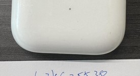 Used
													Apple AirPods Pro - Wireless Case, photo 1 of 4