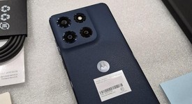 Mint
													Moto G Stylus 5G (2025) - TracFone, Gibraltar Sea, 128 GB, 8 GB, photo 5 of 13