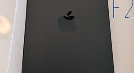 Mint
													Apple iPhone 15 - Unlocked, Black, 128 GB, A2846, photo 4 of 17