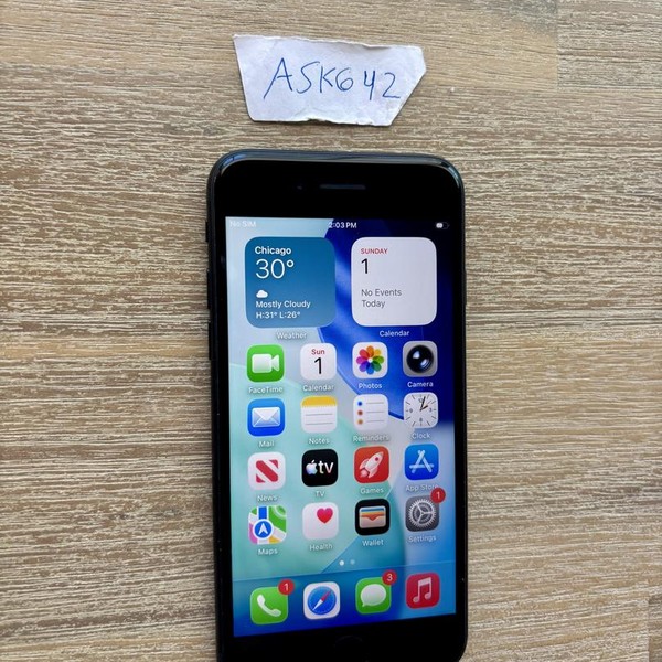 Apple iPhone SE 3rd Gen 2022 - Unlocked, 256 GB, Midnight, A2595