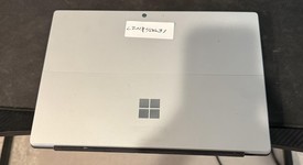 Good
													Microsoft Surface Pro 7 - I5, Platinum, 256 GB, 16 GB, photo 2 of 8