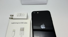 Fair
													Apple iPhone SE 3rd Gen 2022 - Unlocked, Midnight, 128 GB, A2595, photo 6 of 6