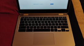 Good
													Asus Chromebook Flip C302 - Silver, 64 GB, 4 GB, photo 4 of 7