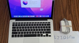 Good
													MacBook Pro 2015 (Retina) - 13" - Silver, 256 GB, 8 GB, photo 1 of 10