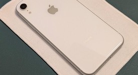 Mint
													Apple iPhone Xr - Unlocked, White, 64 GB, A1984, photo 2 of 8