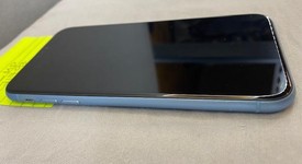 Good
													Apple iPhone Xr - Unlocked, Blue, 128 GB, A1984, photo 4 of 10