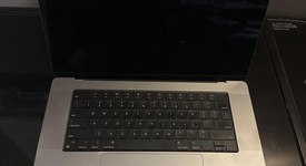 Good
													MacBook Pro 2021 - 16" - Apple M1 Pro 10-core, Silver, 512 GB, 16 GB, photo 3 of 11