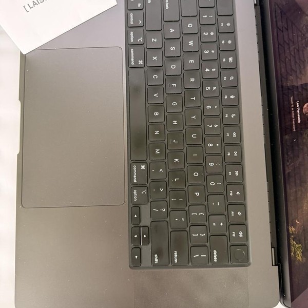 MacBook Pro Late 2023 (M3) - 16 inch - 1 TB, Black, 48 GB, Apple M3 Max 16-core, 40-core GPU