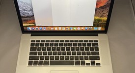 Good
													MacBook Pro 2015 (Retina) - 15" - Silver, 256 GB, 16 GB, photo 1 of 12