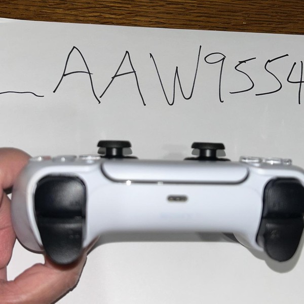 DualSense Wireless Controller - White
