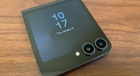 Good
													Samsung Galaxy Z Flip6 - Unlocked, Black, 256 GB, 12 GB, SM-F741U1, photo 5 of 5