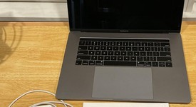 Mint
													MacBook Pro 2018 (With Touch Bar) - 15" - I7, Gray, 256 GB, 16 GB, photo 4 of 8
