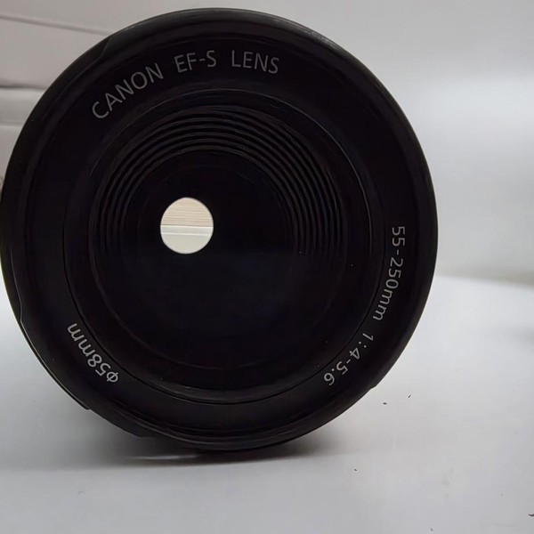 Canon EF-S 55-250mm f4-5.6 IS