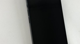 Mint
													Apple iPhone 13 - Unlocked, Midnight, 128 GB, A2482, photo 2 of 5