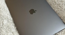 Good
													MacBook Pro 2018 (With Touch Bar) - 13" - I5, Gray, 256 GB, 16 GB, photo 4 of 7