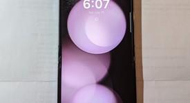 Good
													Samsung Galaxy Z Flip5 - Spectrum, Graphite, 512 GB, 8 GB, SM-F731U, photo 1 of 13