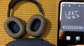 Used
													Apple AirPods Max - Sky Blue, photo 3 of 5