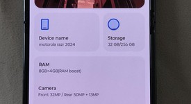 Good
													Motorola Razr (2024) - Unlocked, Gray, 256 GB, 8 GB, photo 4 of 7