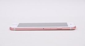 Good
													Apple iPhone 6S - AT&T, Rose Gold, 64 GB, A1633, photo 5 of 8