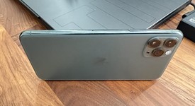 Good
													Apple iPhone 11 Pro Max - Unlocked, Green, 64 GB, A2161, photo 4 of 11