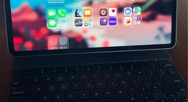 Used
													Apple Magic Keyboard for iPad - Black, photo 1 of 3