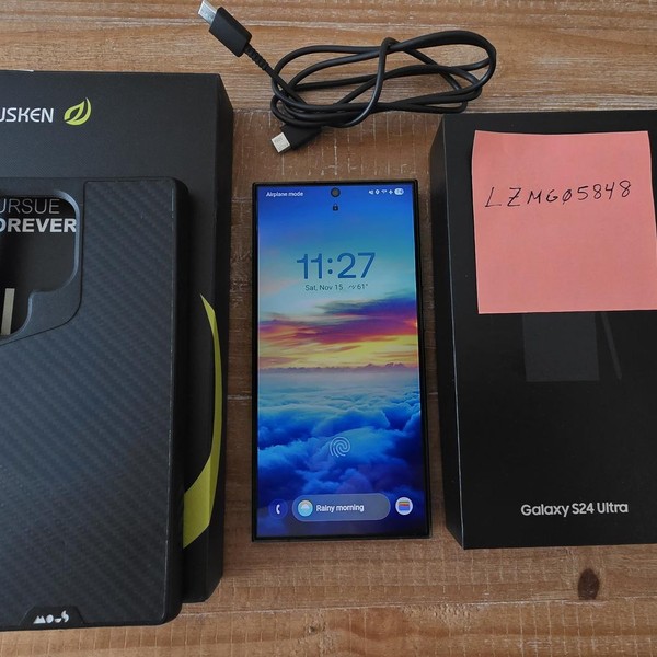 Samsung Galaxy S24 Ultra - Unlocked, 256 GB, Black, 12 GB, SM-S928U1