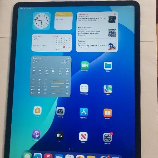 Apple iPad Pro 12.9 inch 3rd Gen 2018 - Wi-Fi, 256 GB, Gray, A1876