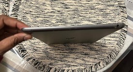 Good
													Apple iPad 8th Gen - Wi-Fi, Silver, 32 GB, A2270, photo 2 of 6